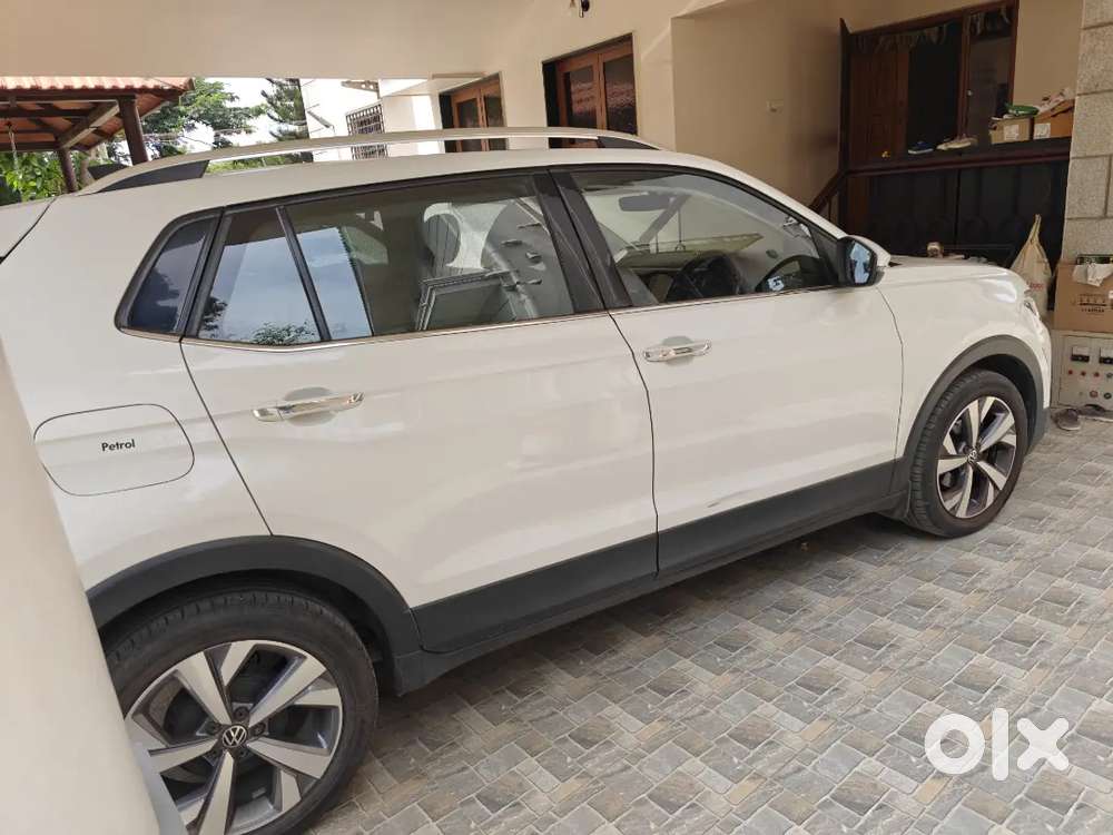 2022 Volkswagen Taigun Topline 1.0 Tsi At  1st Owner  26,300 Km