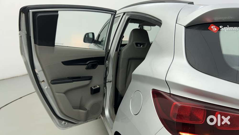 Mahindra Kuv 100 2016-2017 Mfalcon G80 K2, 2017, Petrol