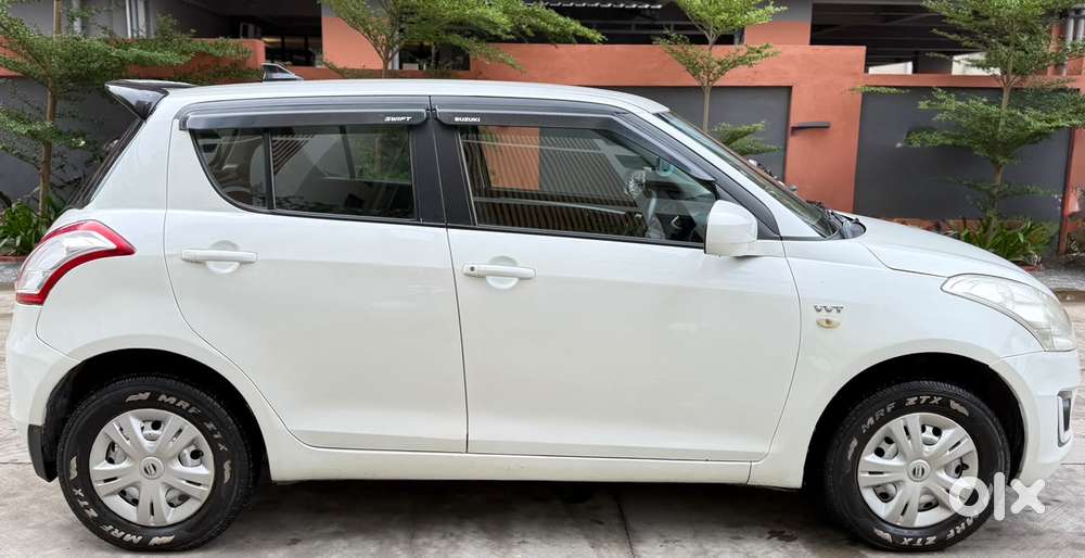 Maruti Suzuki Swift Lxi, 2017, Petrol