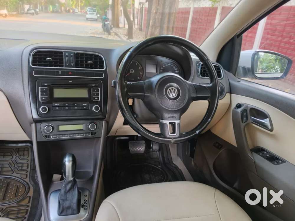 Volkswagen Vento Petrol Highline At, 2011, Petrol