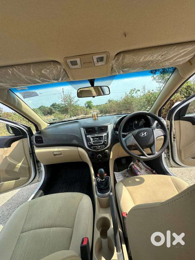 Hyundai Verna Vtvt 1.4 E, 2015, Petrol