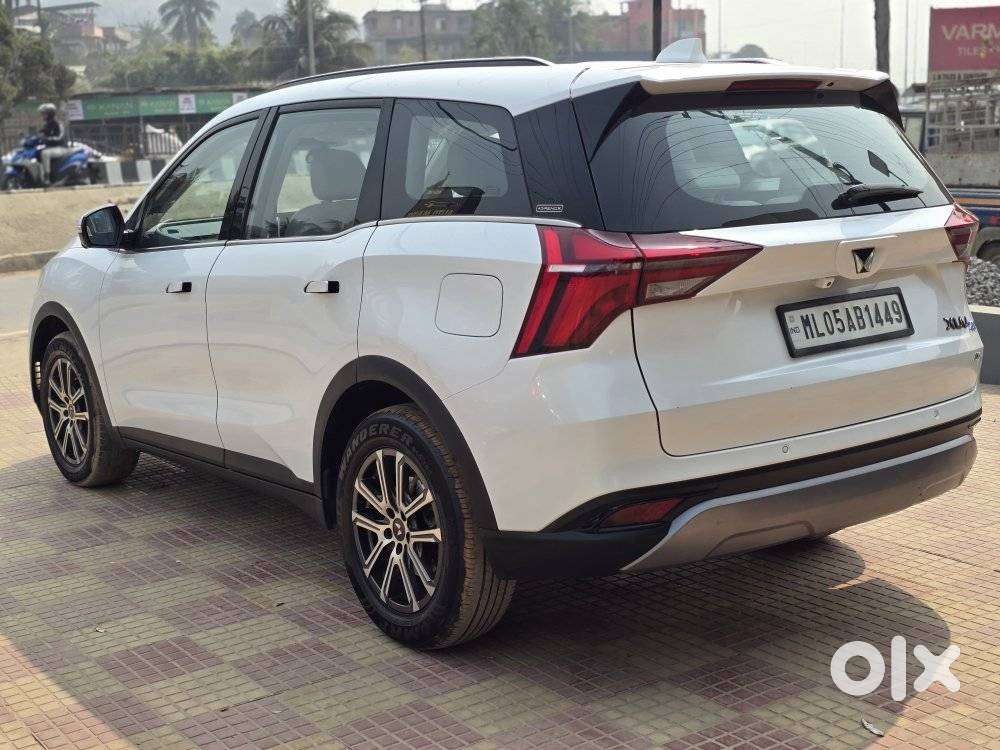 Mahindra Xuv700 2.0 Ax 7 Petrol At Luxury Pack Str, 2023, Petrol