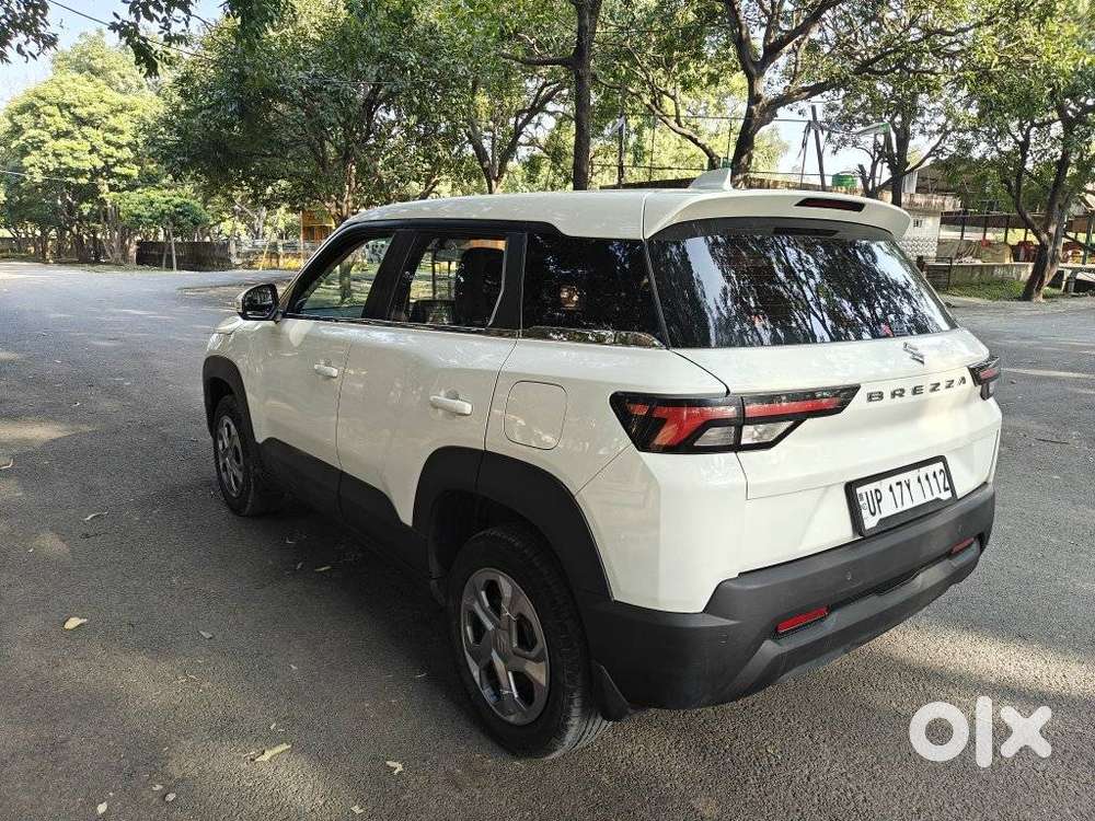 Maruti Suzuki Brezza 1.5 Vxi Cng, 2023, Cng & Hybrids