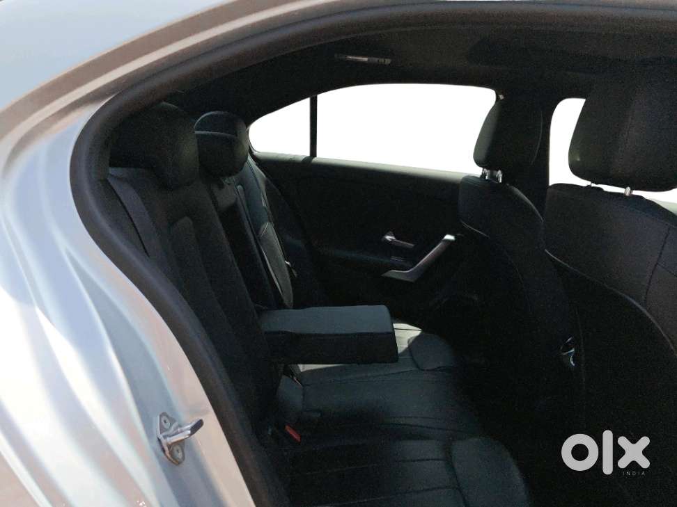 Mercedes-benz A-class Limousine 200, 2022, Petrol