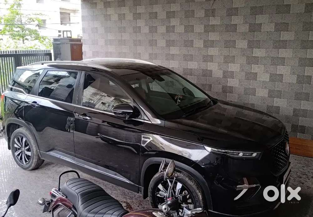 Mg Hector Plus 2021 ,automatic, Petrol , 6seater ,65000 Km Driven