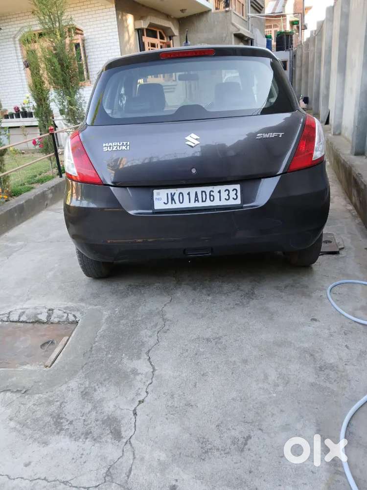 Maruti Suzuki Swift 2017 Petrol Well Maintained