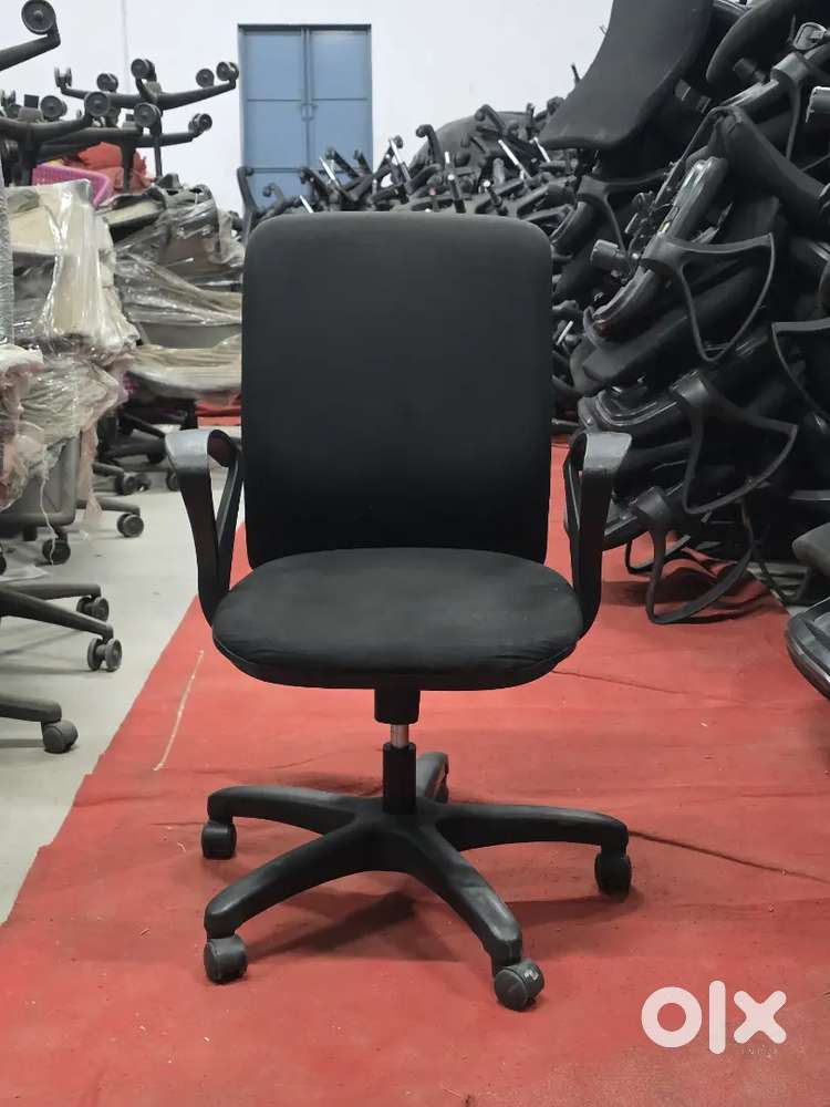 TRANSTEEL BRAND ROLLING CHAIR