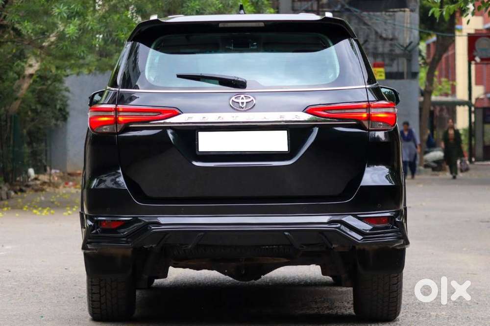Toyota Fortuner 4x2 At 2.7 Petrol, 2022, Petrol