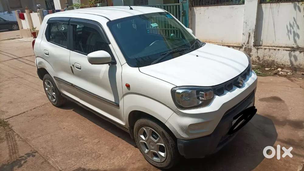 Maruti Suzuki S-presso 2024 Petrol 37500 Km Driven