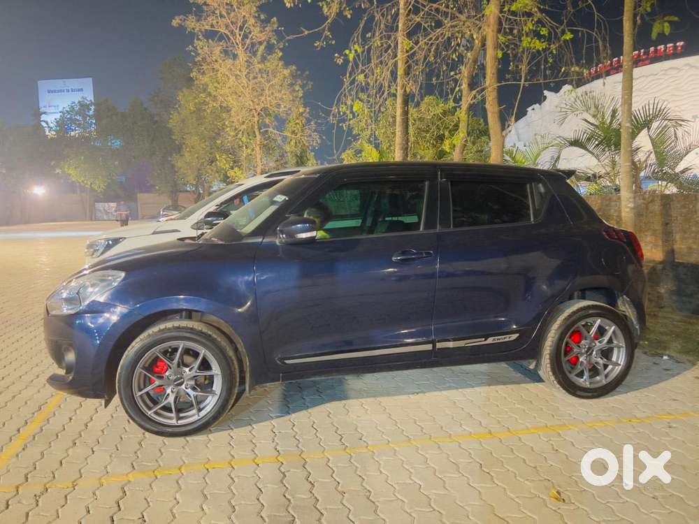 Maruti Suzuki Swift 1.2 Vxi (o), 2023, Petrol