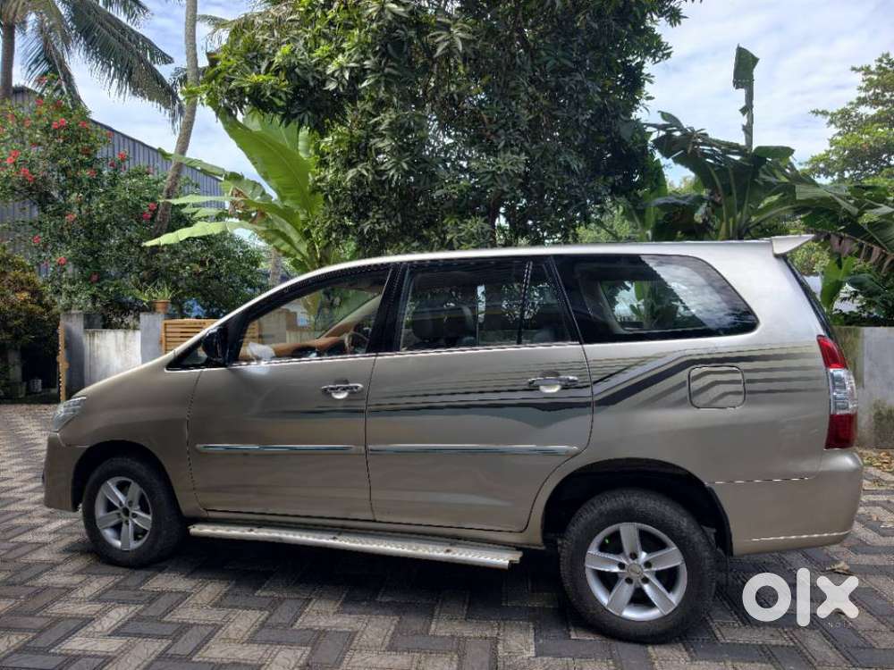 Toyota Innova 2.5 G (diesel) 8 Seater Bs Iv, 2008, Diesel