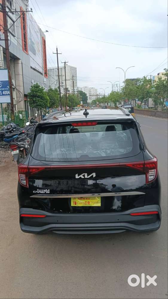 Kia Carens 2026 Premium Optional Diesel 196 Km Driven