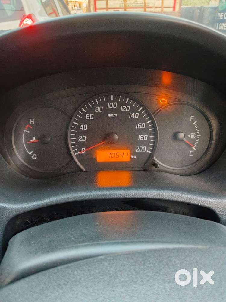 Maruti Suzuki Dzire, 2010, Petrol