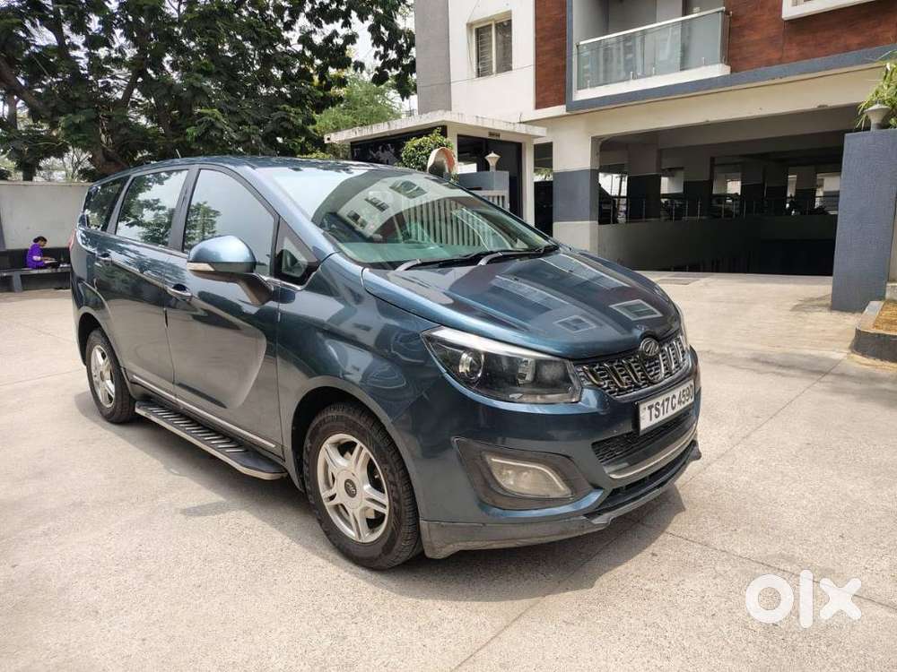 Mahindra Marazzo M6, 2018, Diesel