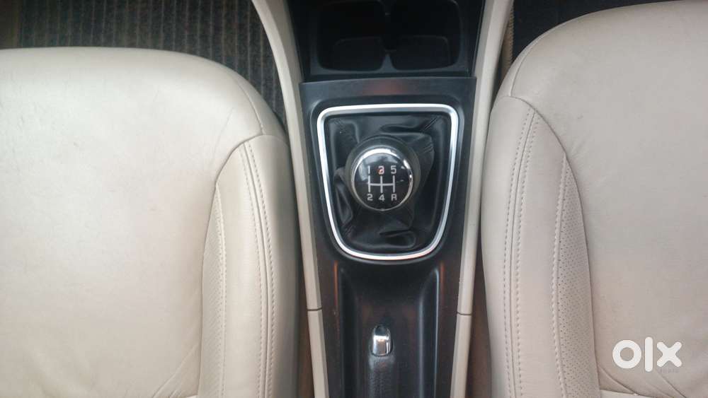Maruti Suzuki Ciaz 1.5 Alpha Shvs Petrol, 2019, Petrol