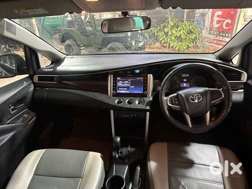 Toyota Innova Crysta [2020-ongoing] 2.4 Gx At 7 Str, 2021, Diesel