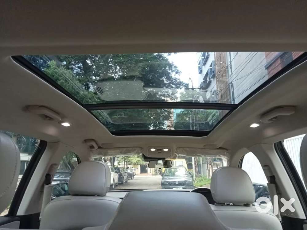 Mahindra Xuv700 2.2 Ax 7 Diesel Mt Luxury Pack Str, 2025, Diesel
