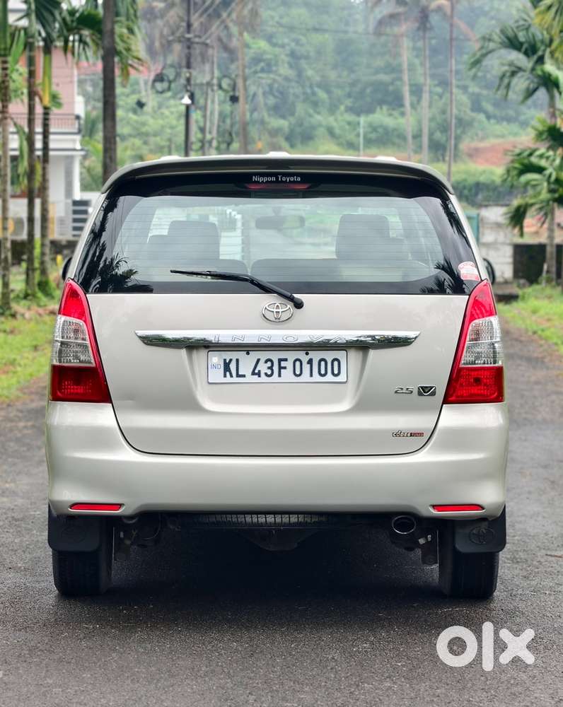 Toyota Innova 2.5 Vx 2013