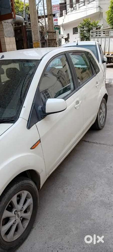 Ford Figo Diesel Zxi 2014