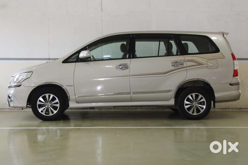 Toyota Innova 2.5 Z Diesel 7 Seater, 2015, Diesel