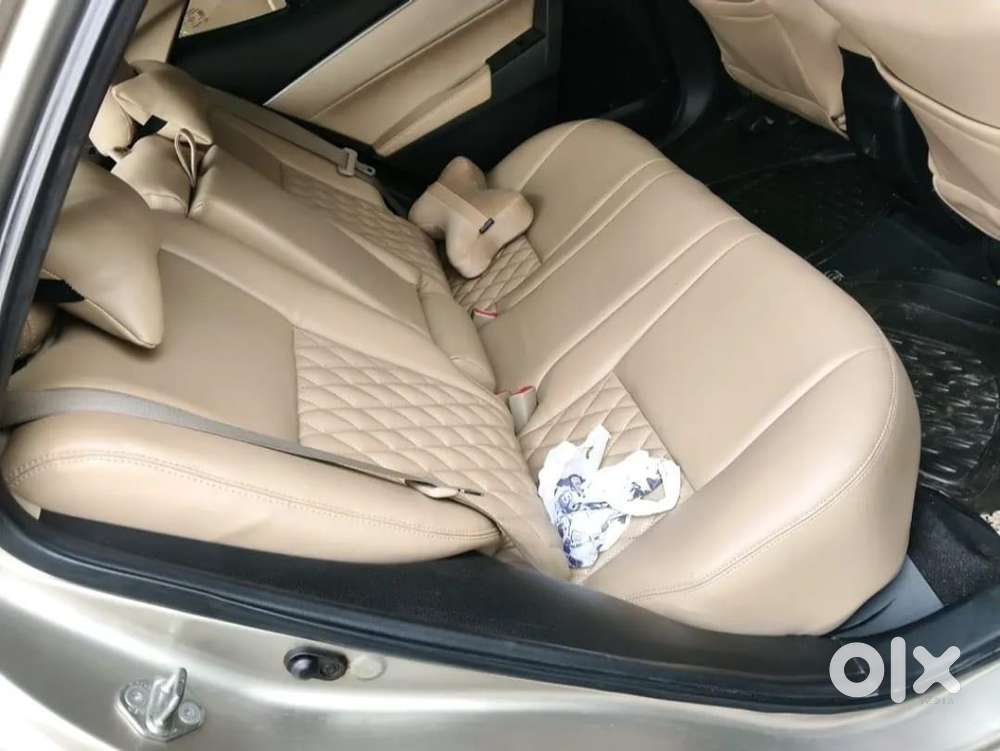 Toyota Corolla Altis G At, 2015, Petrol