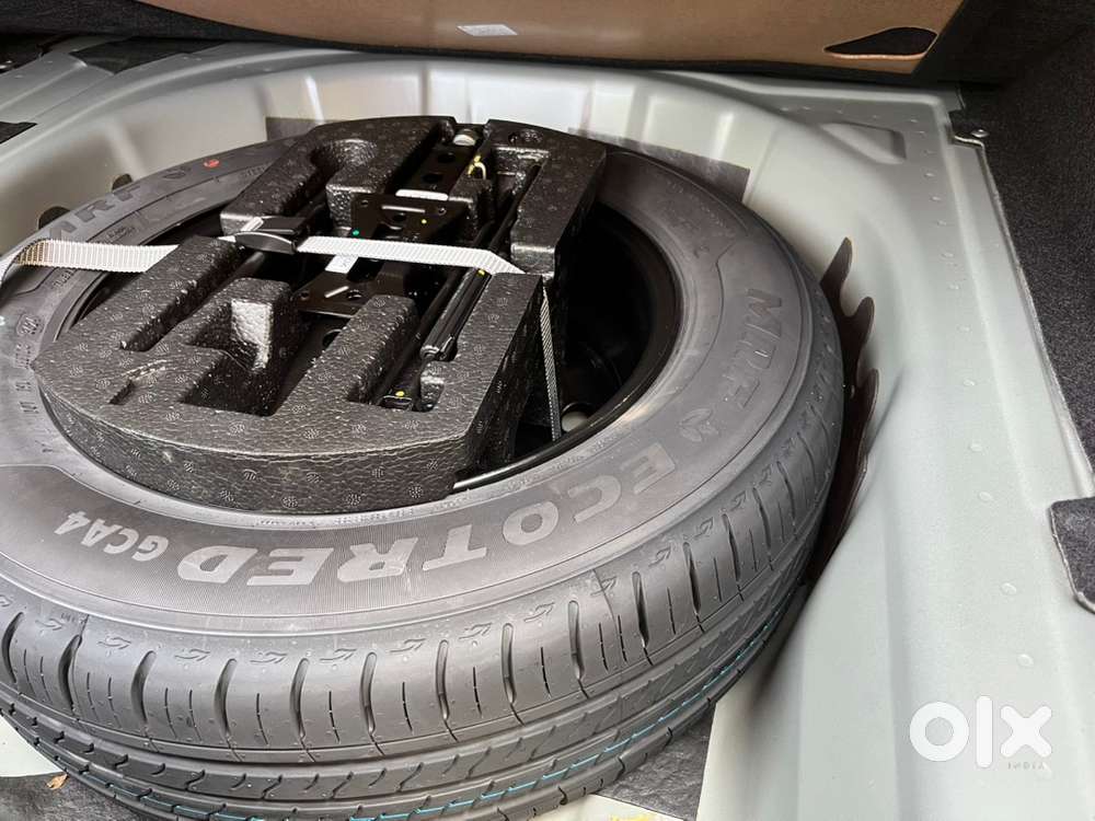 Volkswagen Virtus Highline Plus 1.0 Tsi Mt Less Driven Car