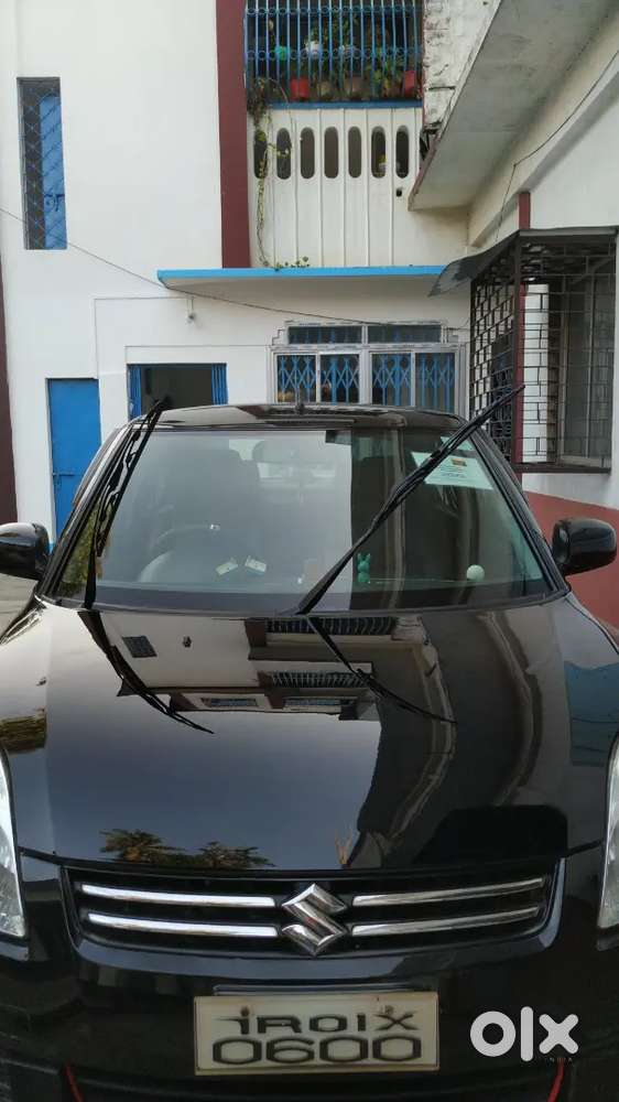 Maruti Suzuki Swift Dzire 2012 Petrol 29000 Km Driven, Top Model