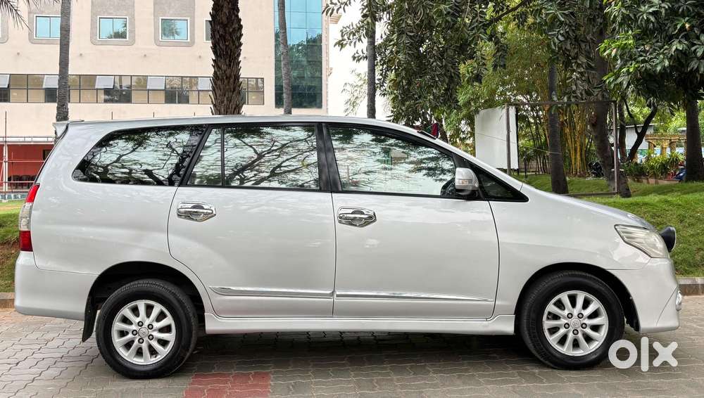 Toyota Innova 2.5 V 7 Str, 2014, Diesel