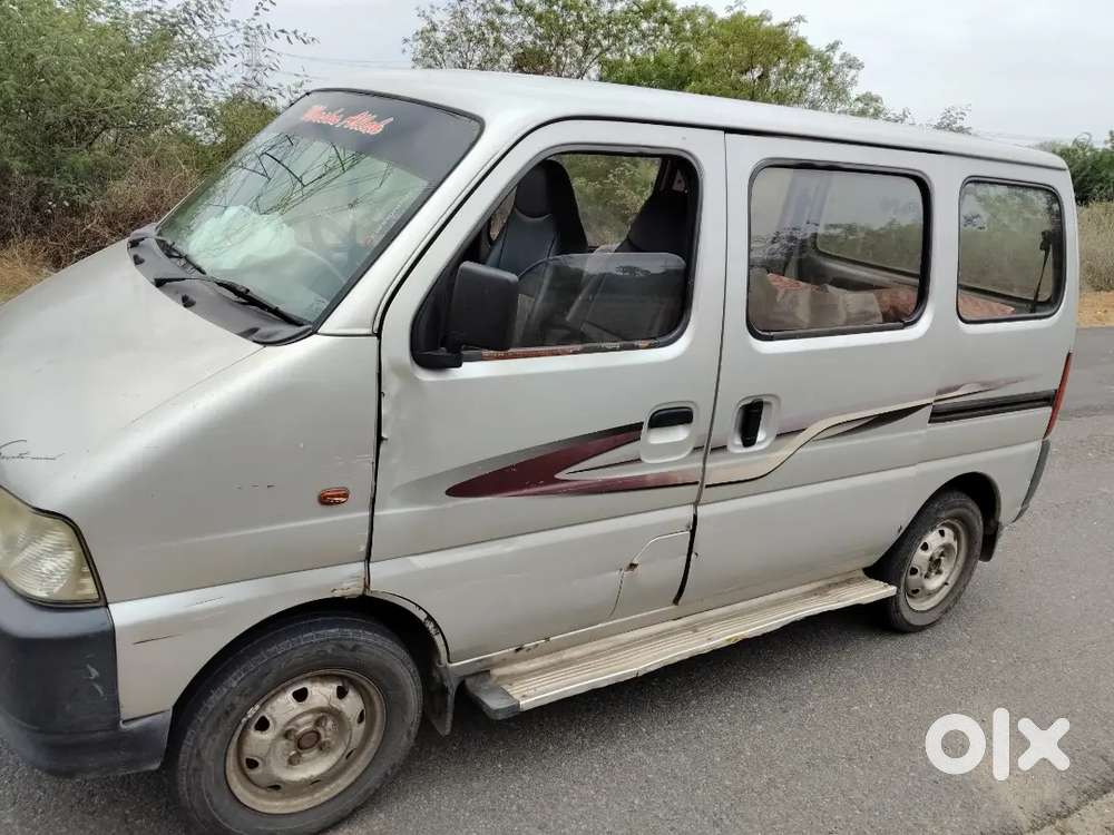 Maruti Suzuki Eeco 2011 Pure  Petrol 128000 Km Driven