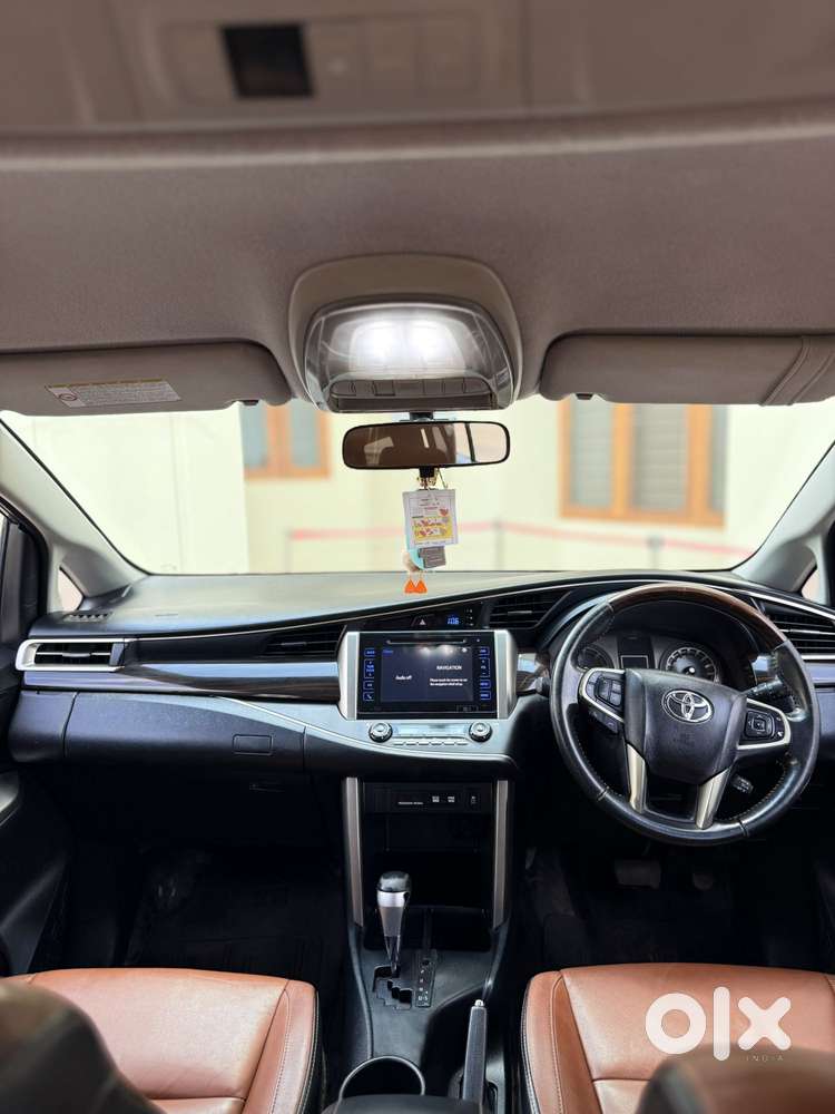 Toyota Innova Crysta 2.8 Zx At, 2017, Diesel