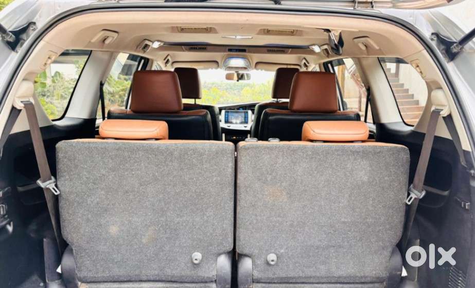 Toyota Innova Crysta 2.8z Automatic, 2018, Diesel