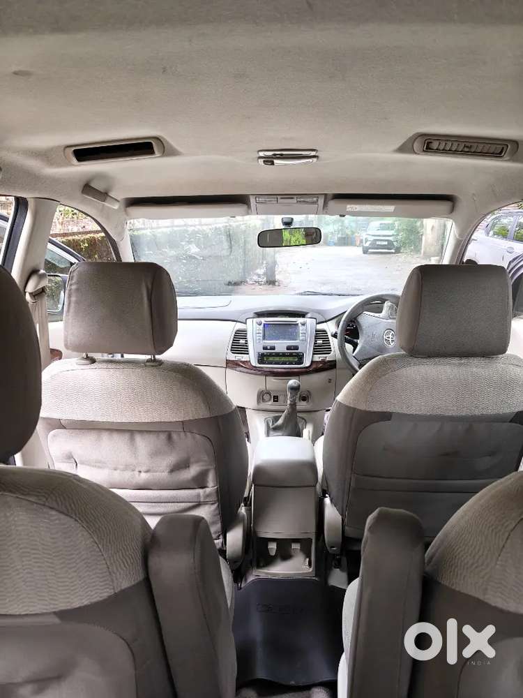 Toyota Innova (v) 2013