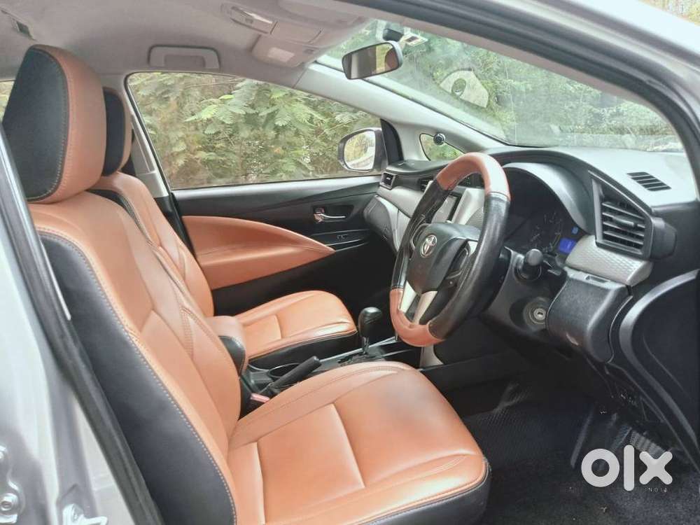 Toyota Innova Crysta 2.8 Gx At, 2016, Diesel