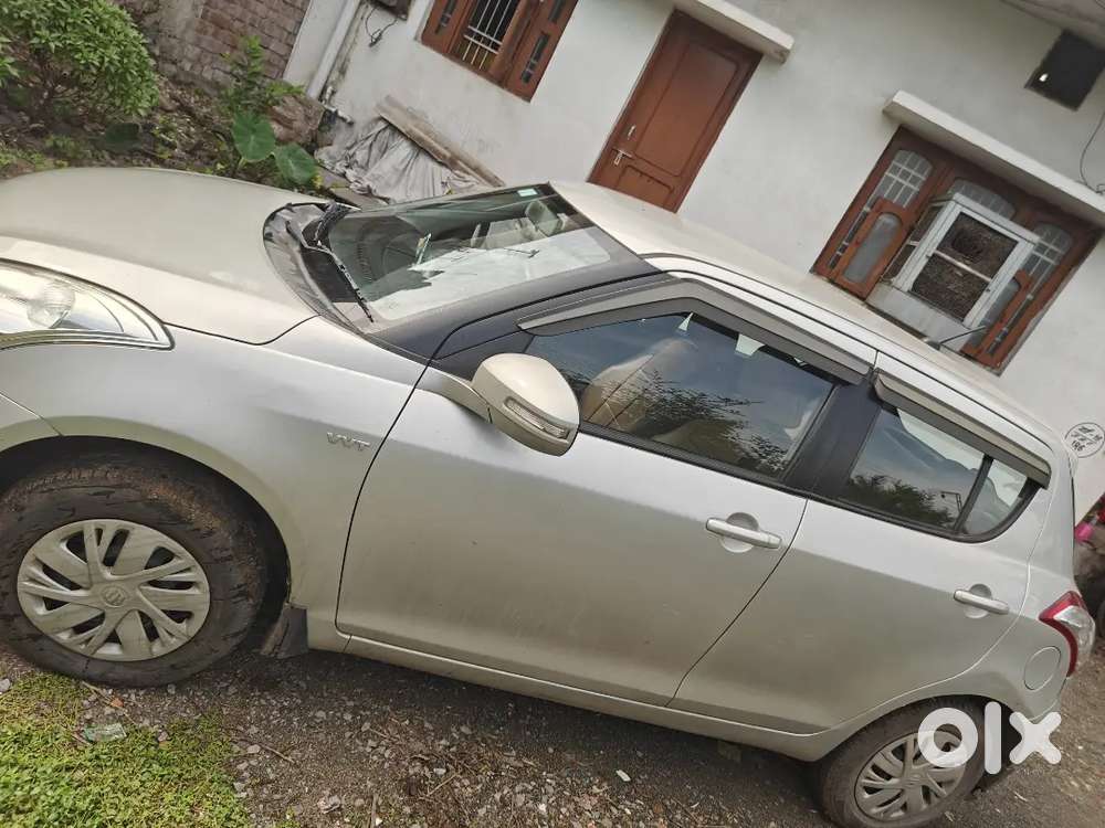 Maruti Suzuki Swift Vxi 2016