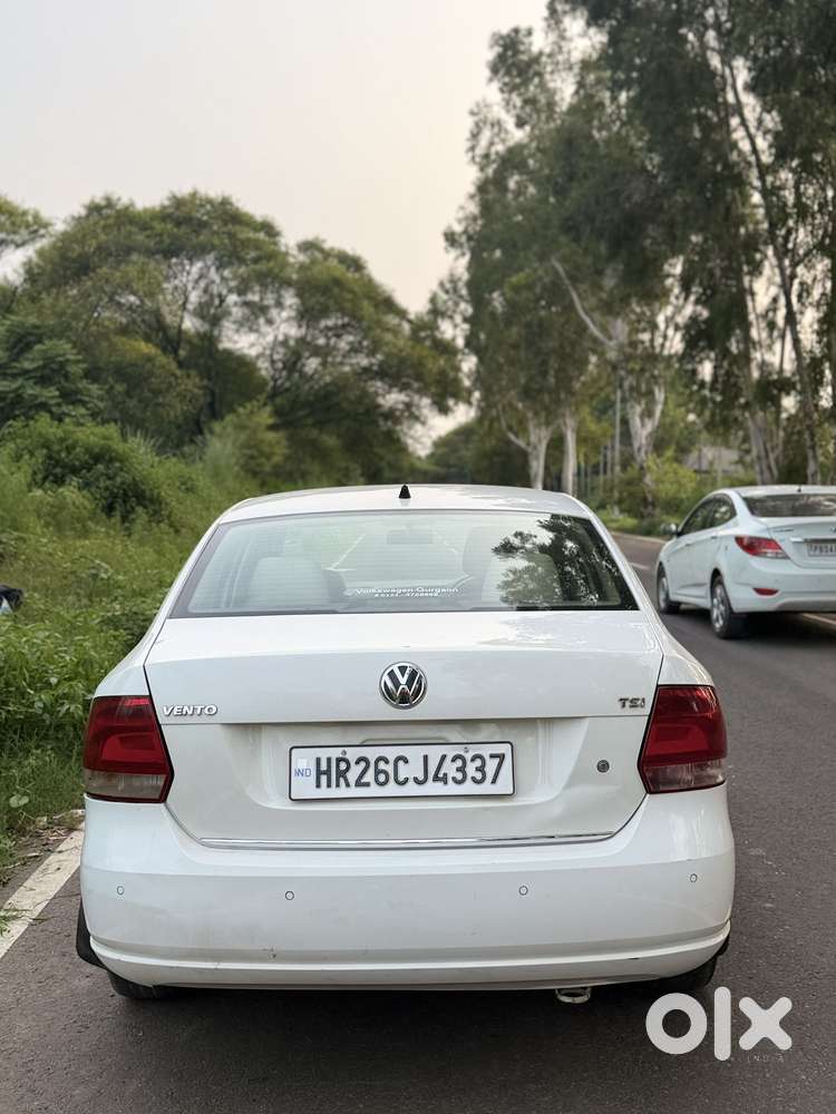 Volkswagen Vento Petrol Highline At, 2014, Petrol