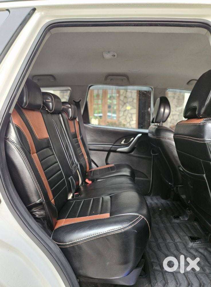 Mahindra Xuv500 W7 At, 2018, Diesel