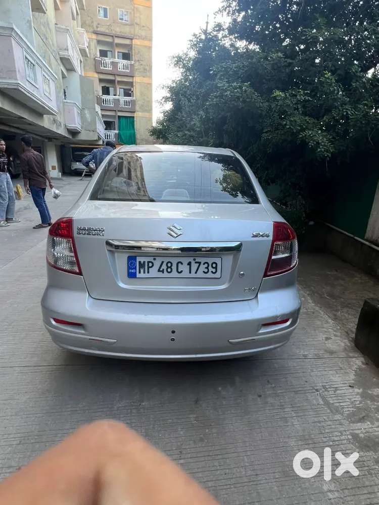 Maruti Suzuki Sx4 Zxi 2010 Manual Petrol