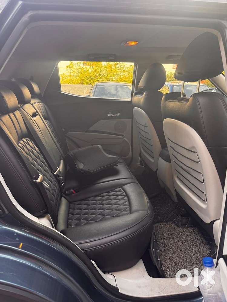 Mahindra Xuv300 W8 Option, 2019, Petrol