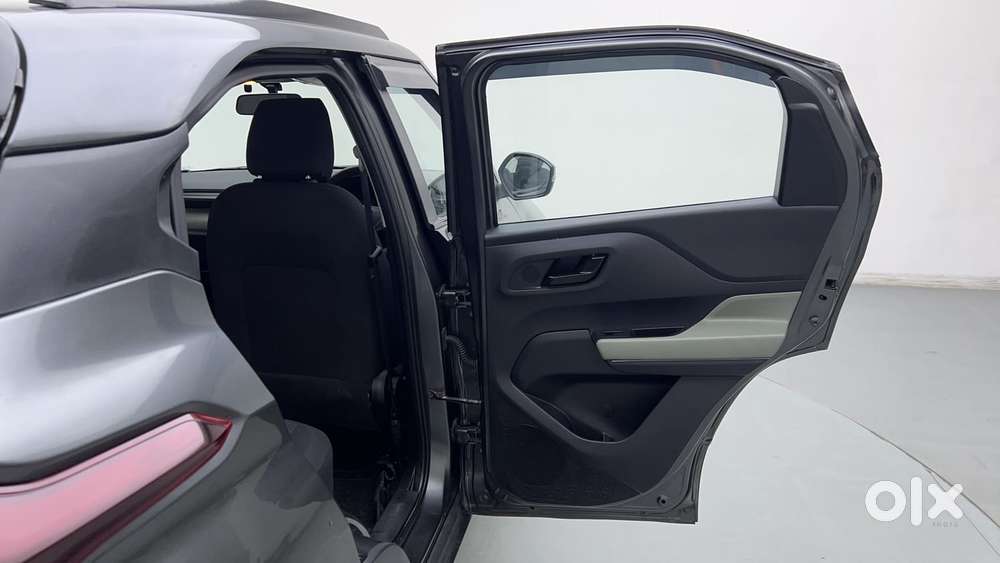 Tata Punch Adventure Amt, 2022, Petrol