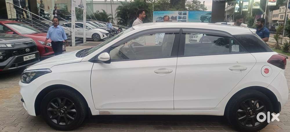 Hyundai I20 Sportz 1.2 Vtvt, 2020, Petrol