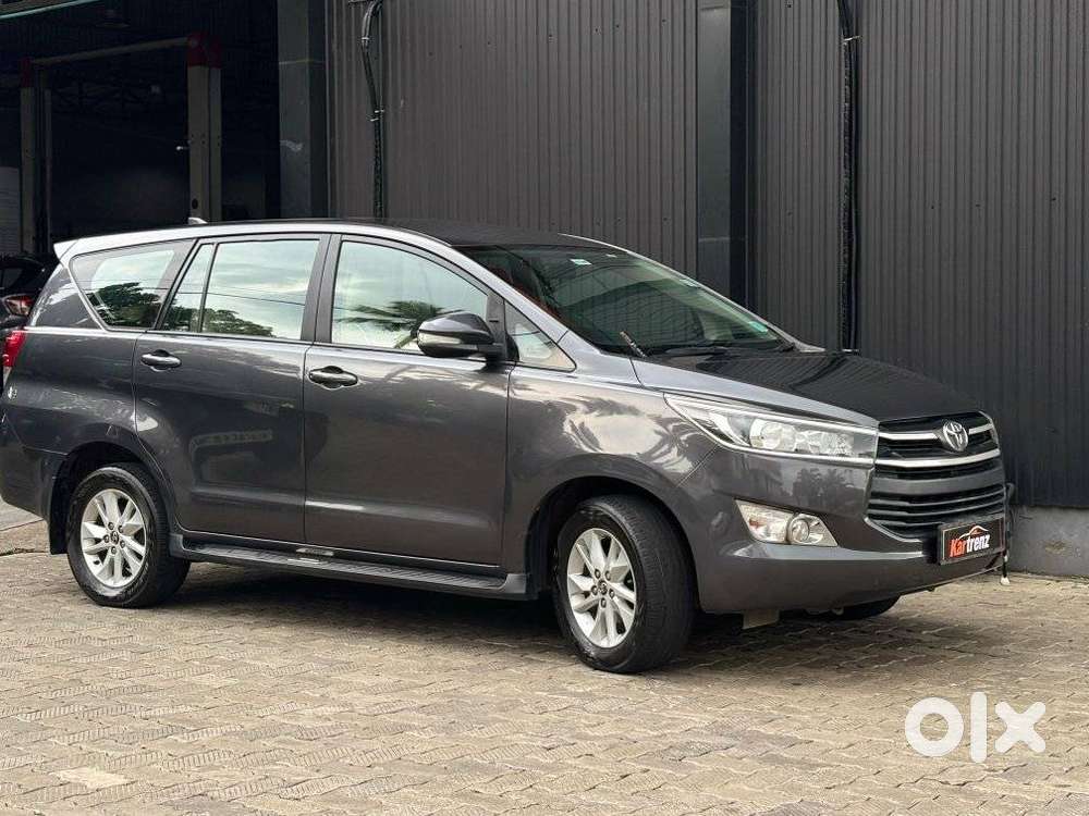 Toyota Innova Crysta 2.4 G Mt, 2016, Diesel