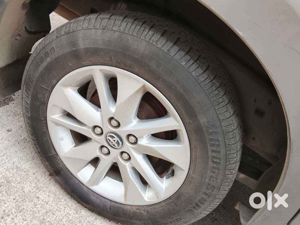 Toyota Innova Crysta 2.4 Gx Mt 8s, 2016, Diesel