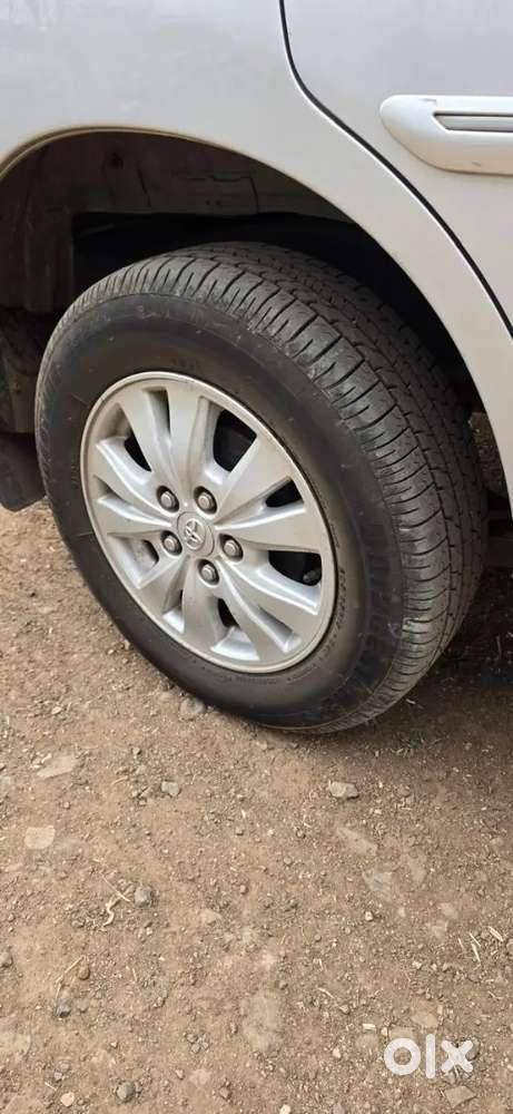 Toyota Innova 2.5 Vx 2012