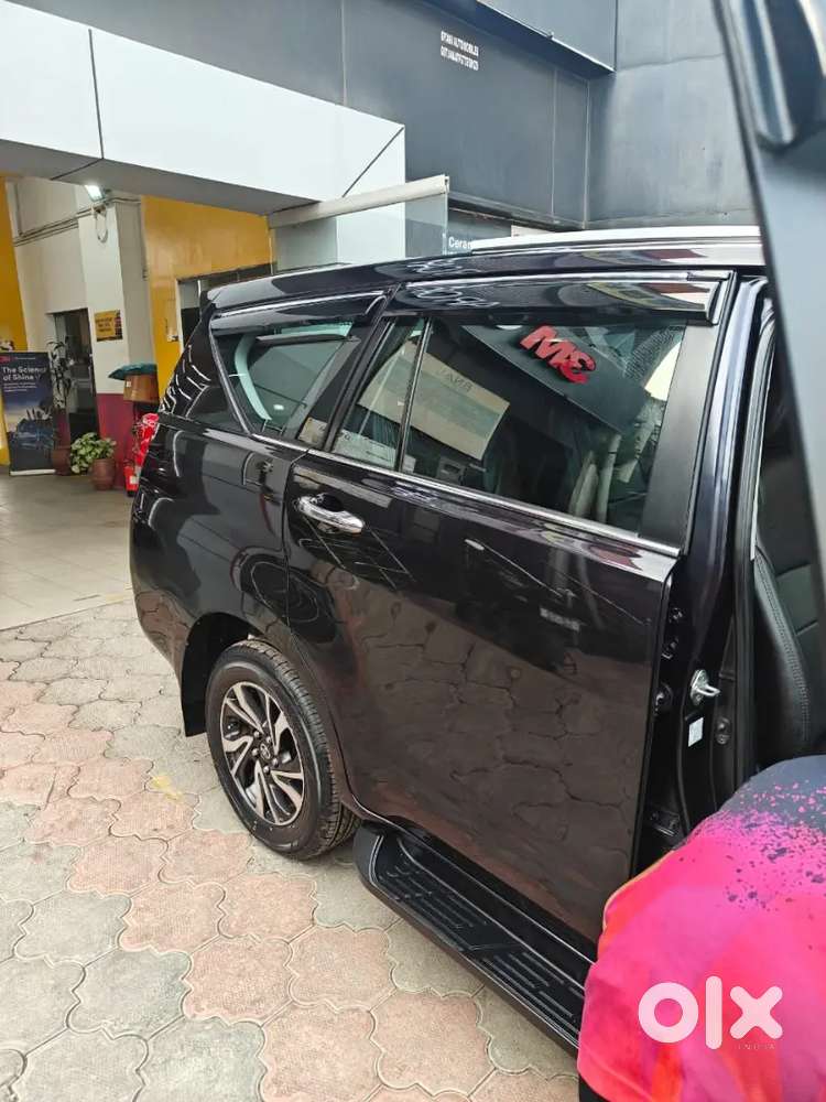 Toyota Innova Crysta Diesel 2021