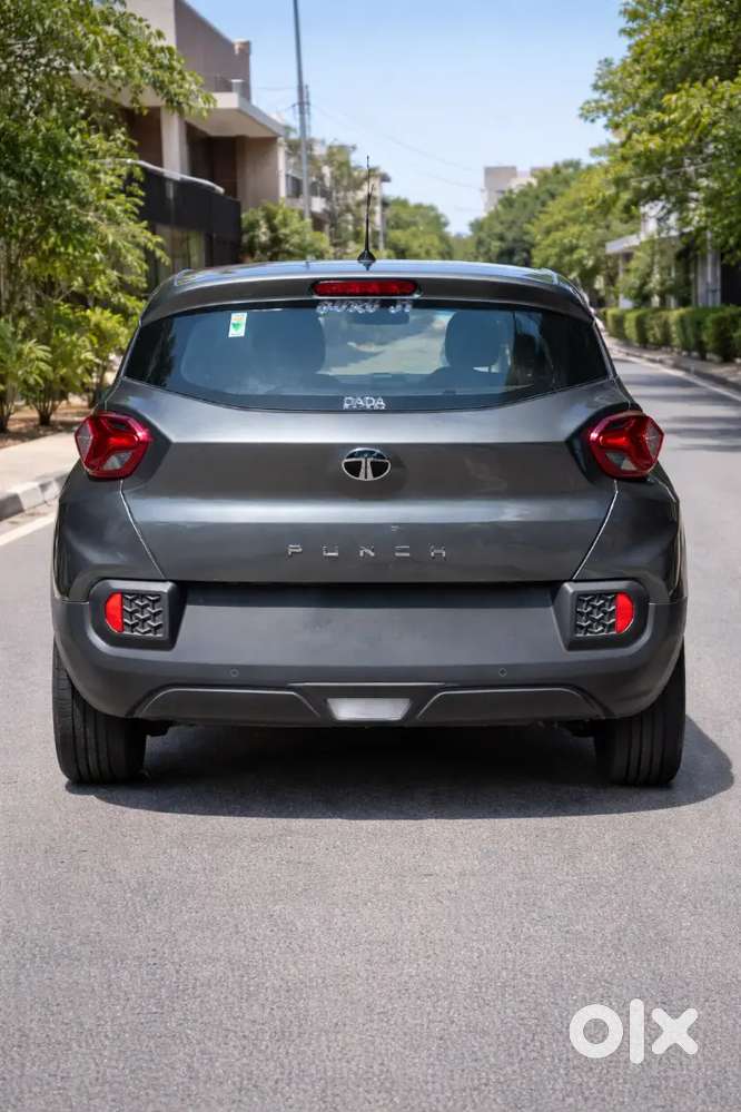 Tata Punch Adventure Daytona Grey Color