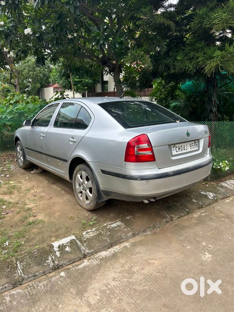 Skoda Laura Elegance 2009 (rc Till 2029)  Single Officer Driven Driven