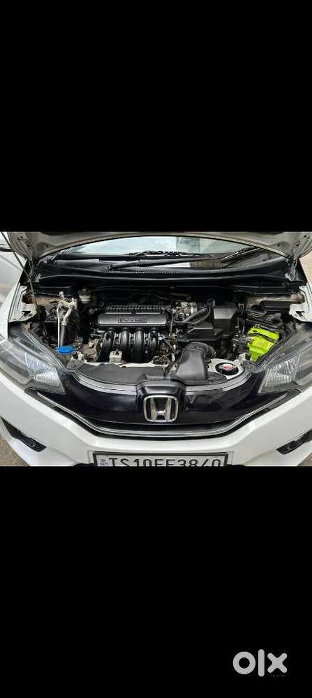 Honda Jazz V Automatic, 2015, Petrol