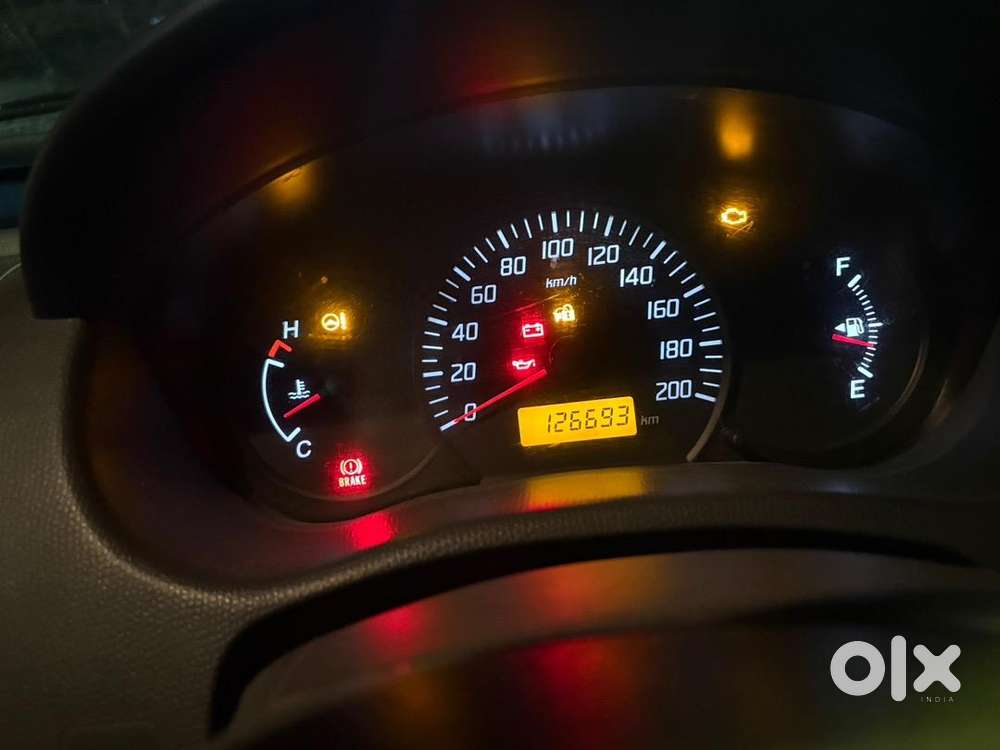 Maruti Suzuki Swift 2011 Petrol 127000 Km Driven