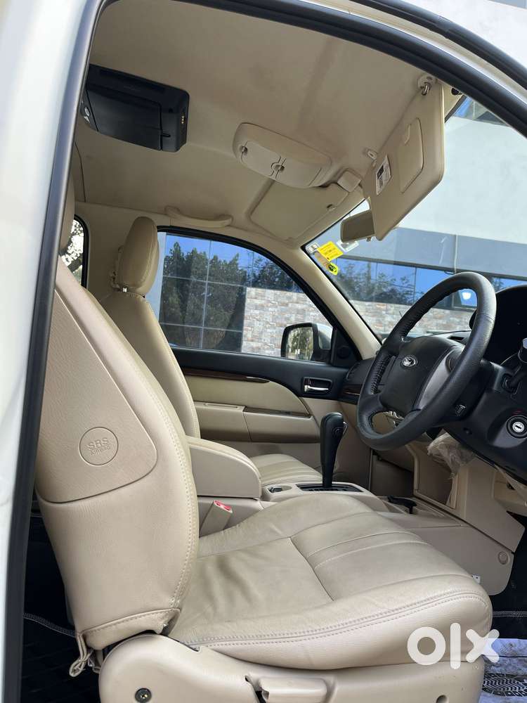 Ford Endeavour 3.2 Titanium At 4x4, 2014, Diesel