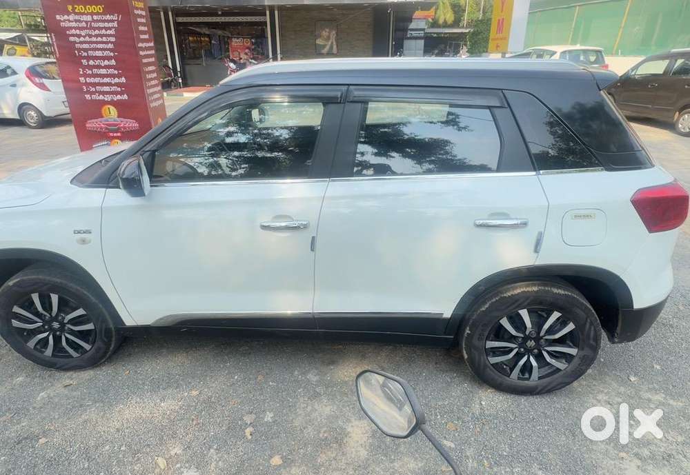 Maruti Suzuki Brezza 2016 Diesel 75800 Km Driven